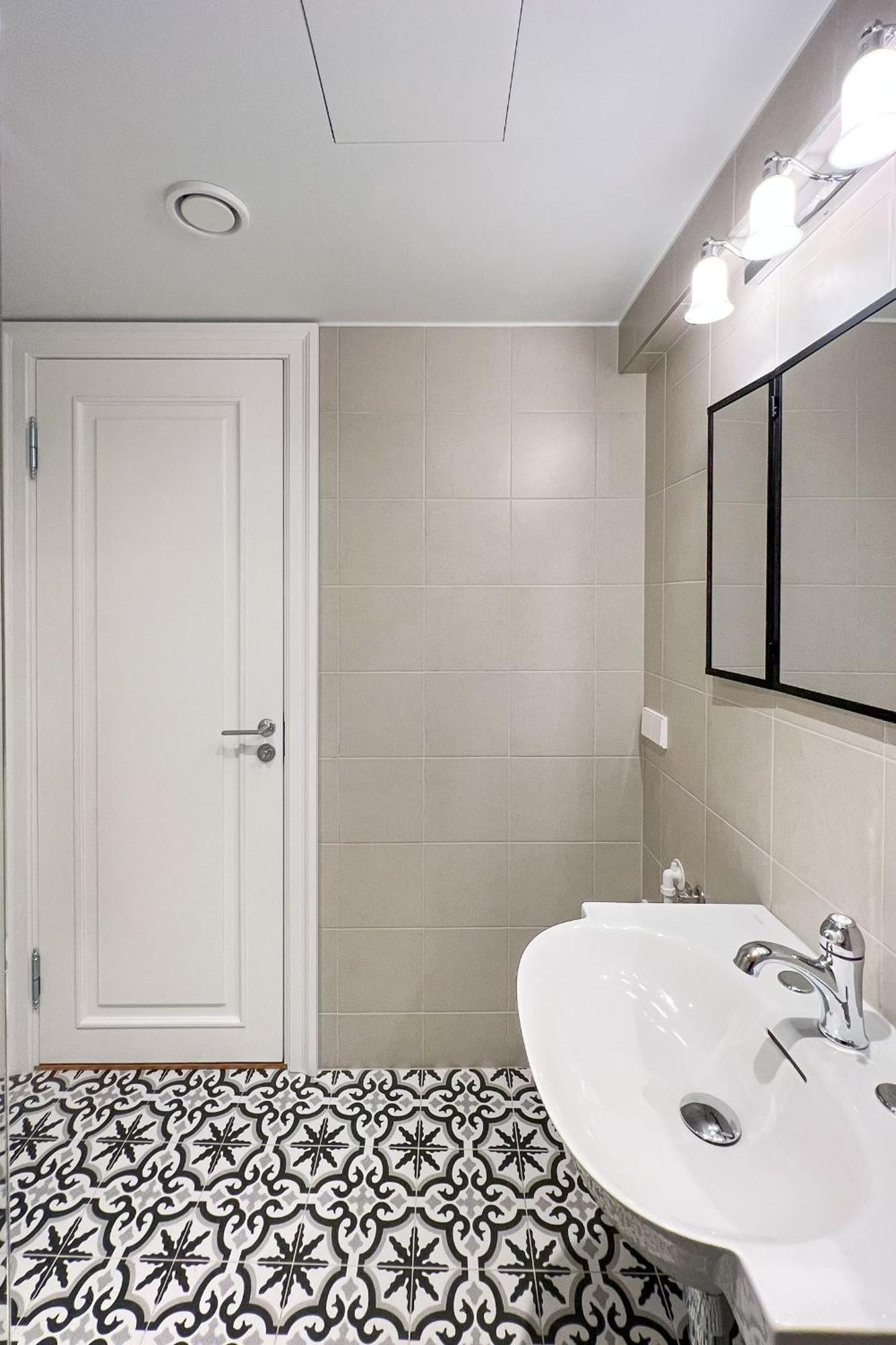 Grand Residents Apartment